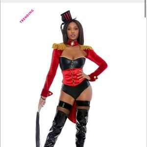 Yandy 
THE GREATEST RING LEADER COSTUME